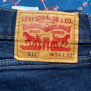 Men’s Levi’s 511 slim fit W:34 L:32 DARK NAVY BLUE